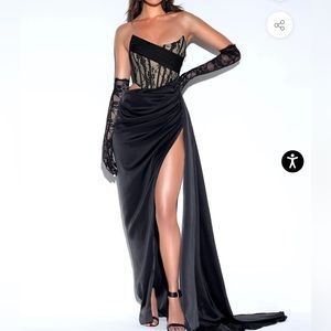 COPY - Miss circle black corset gown
